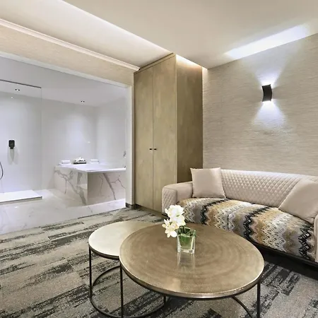 Airport - Der Valk Hotel