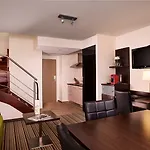 Airport - Der Valk Hotel Charleroi