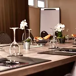 Airport - Der Valk 4*