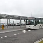 Airport - Der Valk