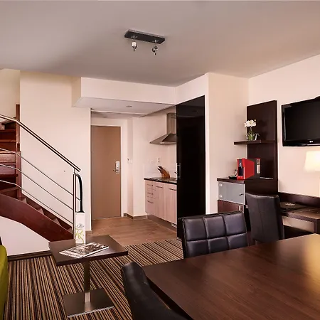 Airport - Der Valk Hotel Charleroi