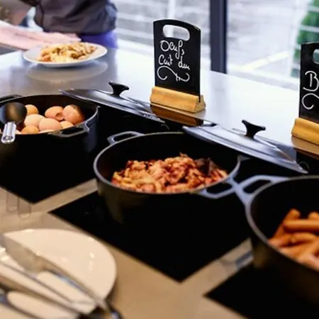 Airport - Der Valk Hotel 4*