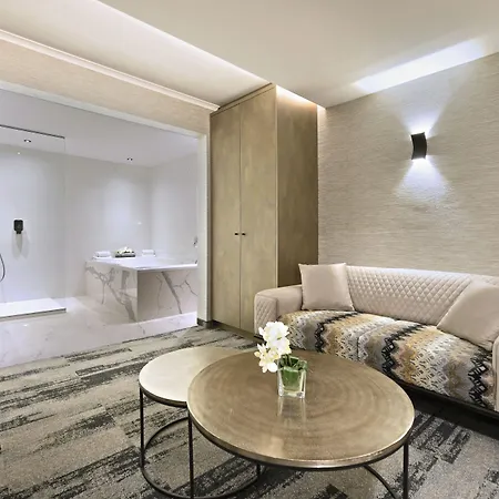 Airport - Der Valk Hotel 4*