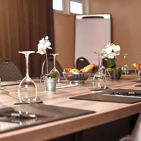 Airport - Der Valk 4*