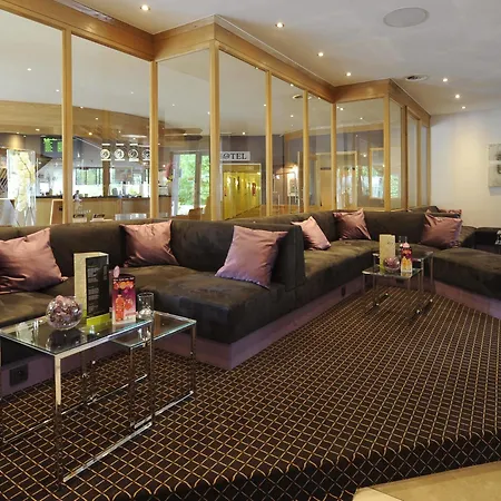 Airport - Der Valk Hotel 4*