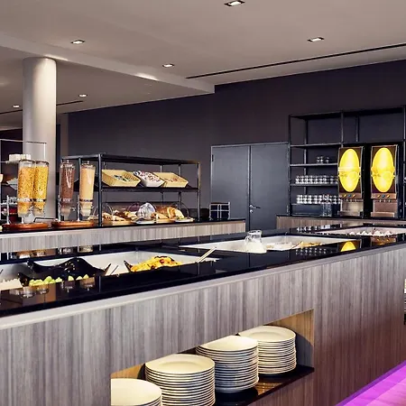 Airport - Der Valk Hotel Charleroi