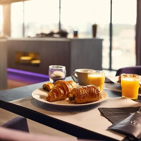 Szálloda Airport - Der Valk 4*