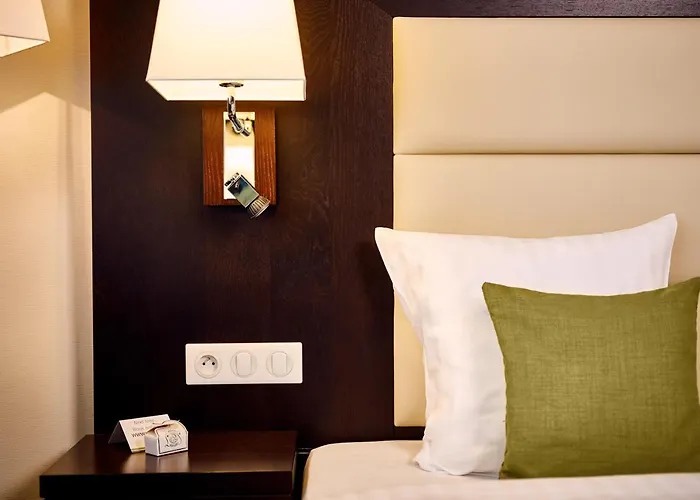 Airport - Der Valk Hotel