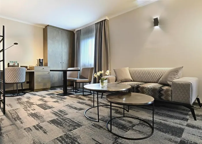 Airport - Der Valk Hotel Charleroi