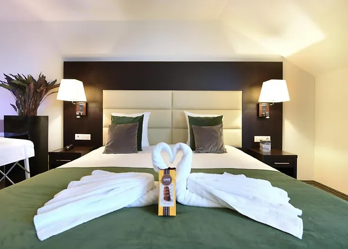 Hotel Airport - Der Valk 4*