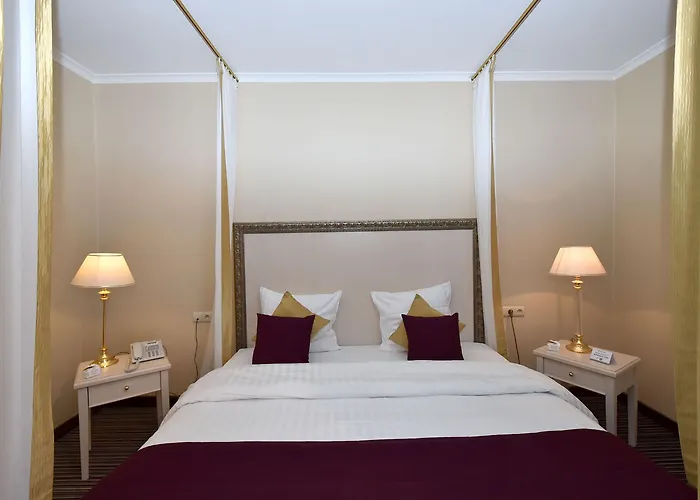 Hotel Airport - Der Valk 4*