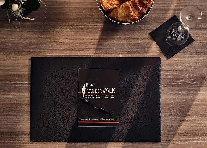 Hotel Airport - Der Valk 4*