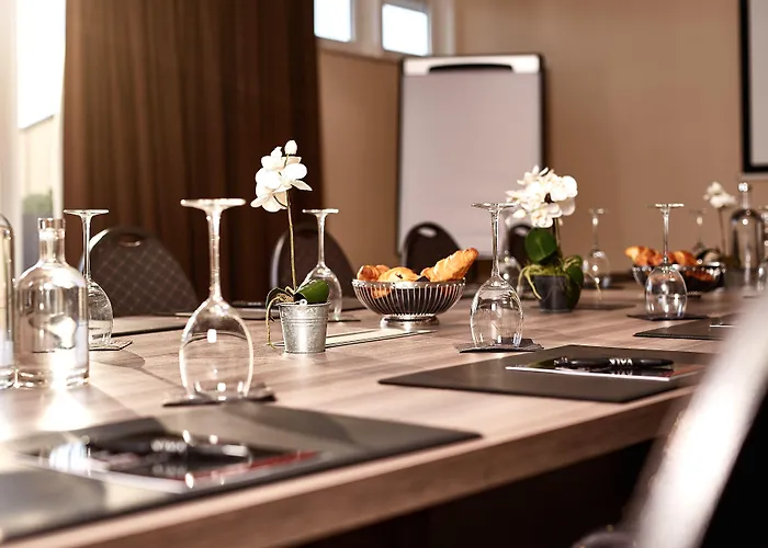 Airport - Der Valk 4*