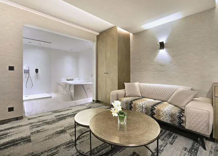 Airport - Der Valk Hotel 4*